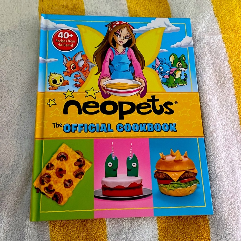 New Neopets: The Official Cookbook: 40+ Recipes from the Game